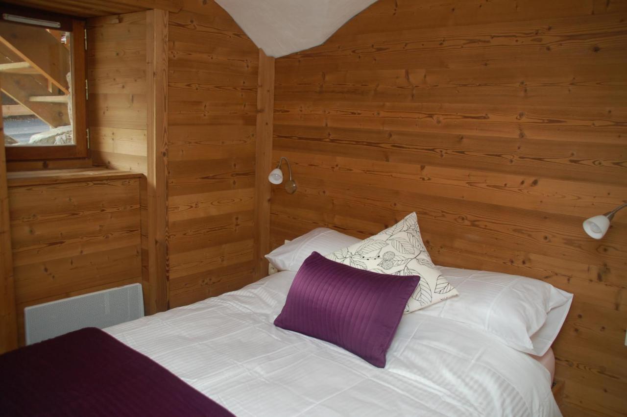 Two Bedroom Apartment La Voute, Chandon Near Meribel - Sleeps 4 Adults Or 2 Adults And 3 Children Les Allues Eksteriør bilde