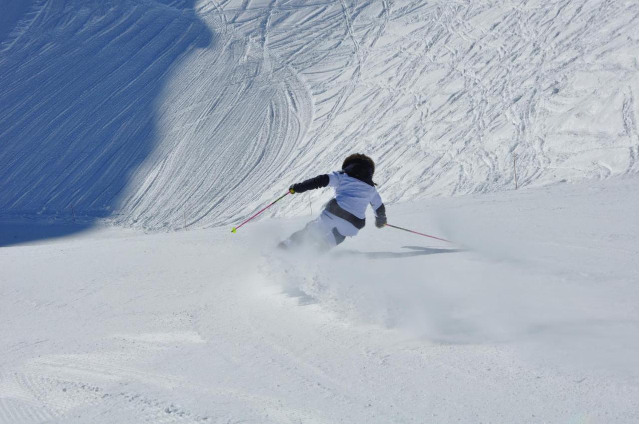 Two Bedroom Apartment La Voute, Chandon Near Meribel - Sleeps 4 Adults Or 2 Adults And 3 Children Les Allues Eksteriør bilde