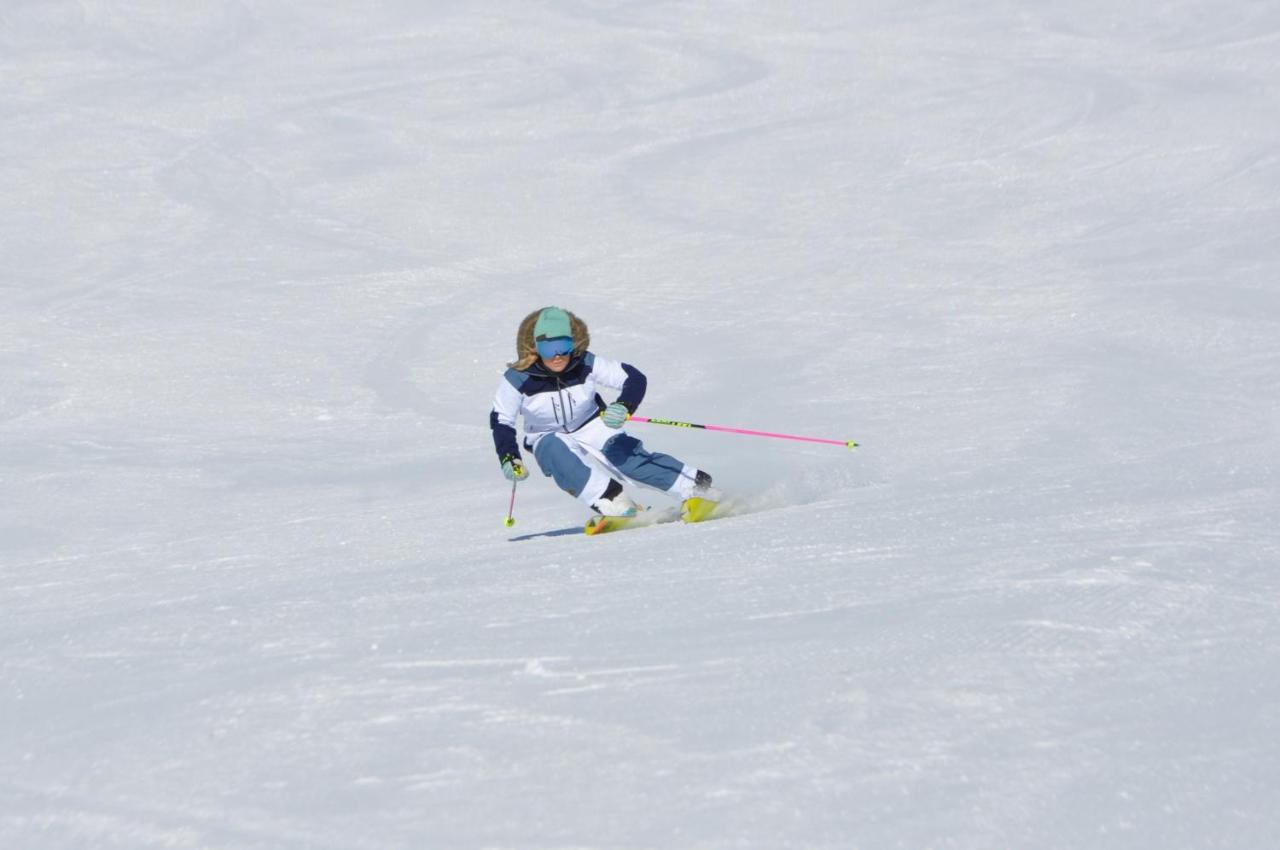 Two Bedroom Apartment La Voute, Chandon Near Meribel - Sleeps 4 Adults Or 2 Adults And 3 Children Les Allues Eksteriør bilde