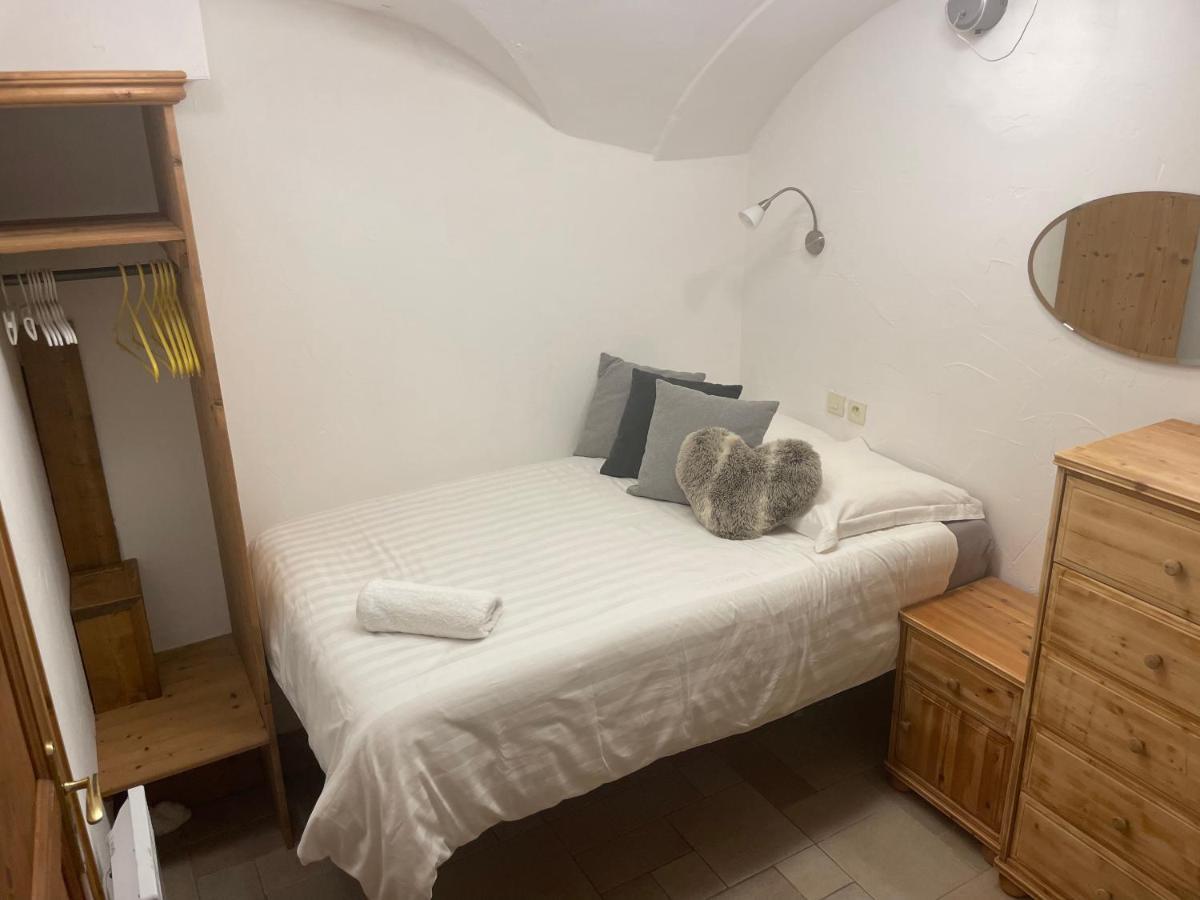 Two Bedroom Apartment La Voute, Chandon Near Meribel - Sleeps 4 Adults Or 2 Adults And 3 Children Les Allues Eksteriør bilde