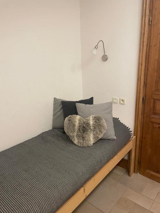 Two Bedroom Apartment La Voute, Chandon Near Meribel - Sleeps 4 Adults Or 2 Adults And 3 Children Les Allues Eksteriør bilde